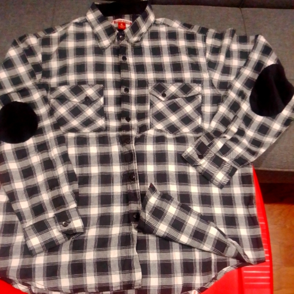 Men's long sleeve shirt